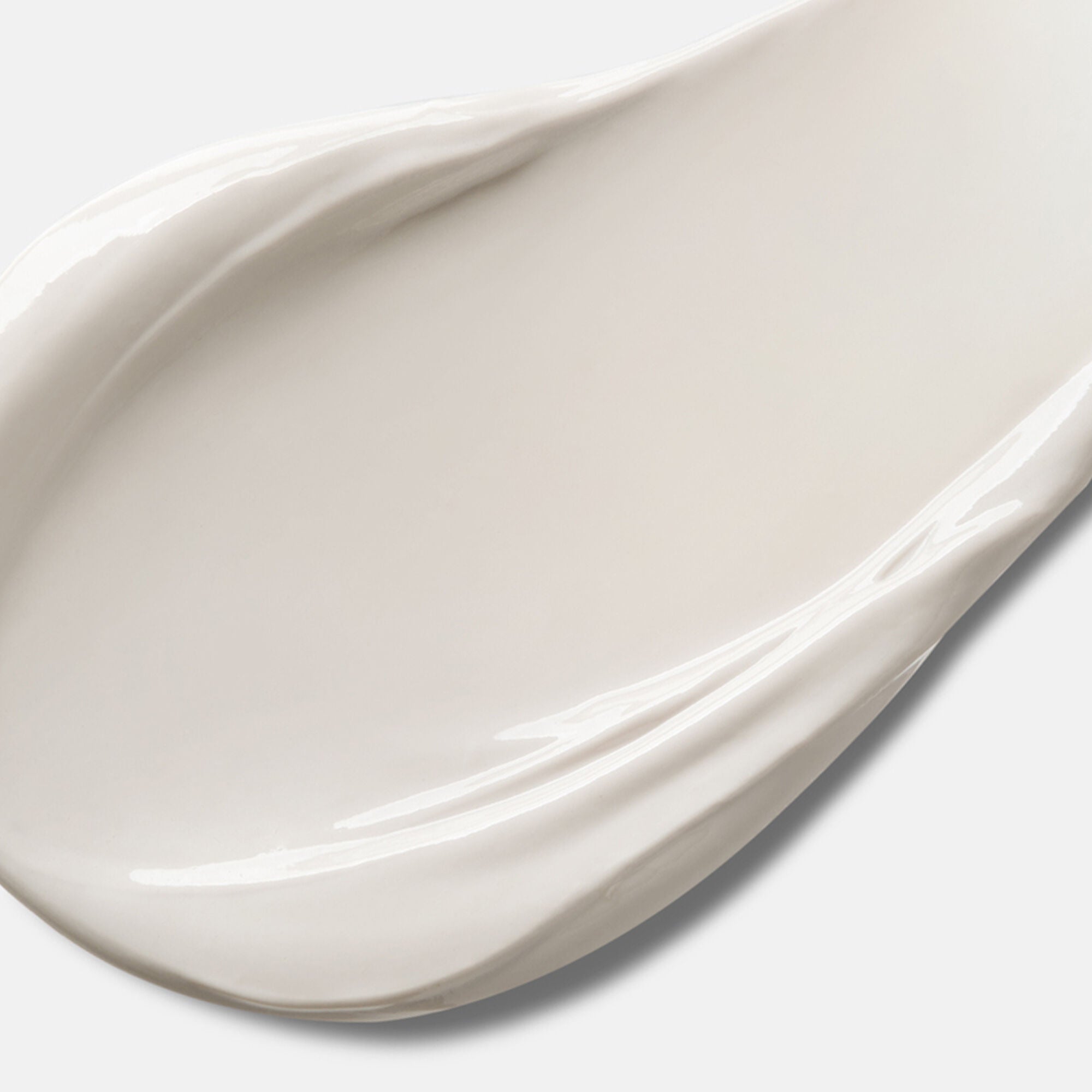 DEFENSE Essential Glow Moisturizer SPF 15